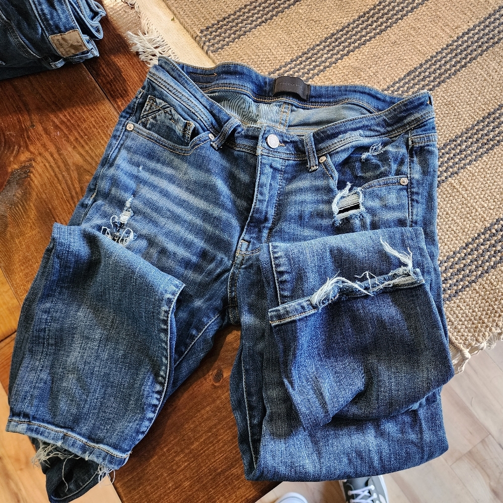 Buckle Black Jeans